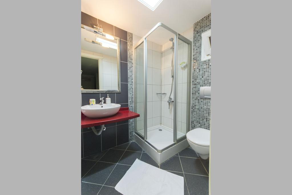 أضنه Sari Konak Apart Hotel المظهر الخارجي الصورة
